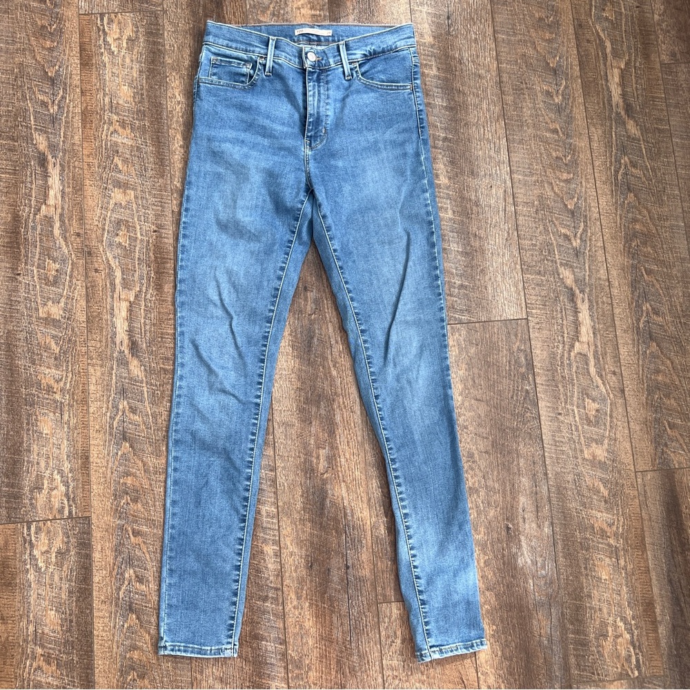 Levi’s skinny jeans
